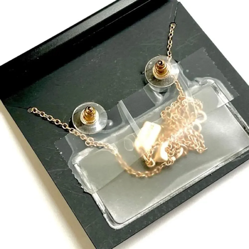 Coach necklace earrings